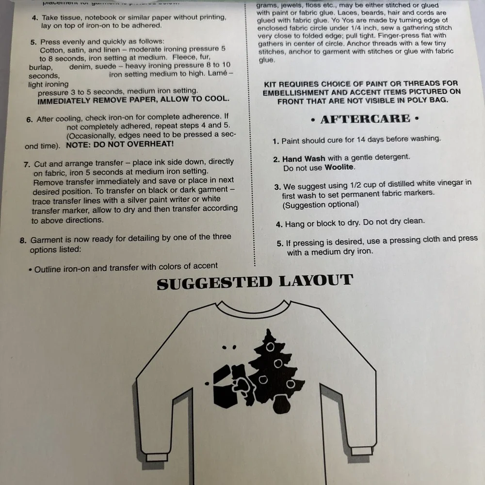 VINTAGE Holiday 90S IRON ON APPLIQUÉ‎ DESIGN FABRIC KIT Christmas Tree With Bear